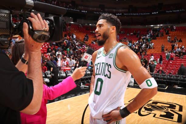 的足球舆论 的足球舆论